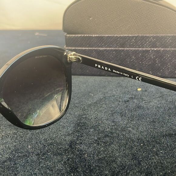 Prada Black Frame Sunglasses in Box - Picture 9 of 10